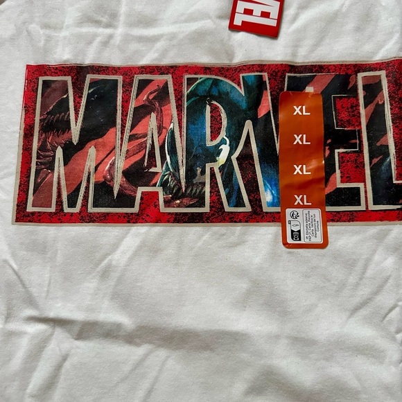Marvel Graphic Tee XL | White T-Shirt with Comic Logo Print Superhero Style ✨ - Picture 3 of 5
